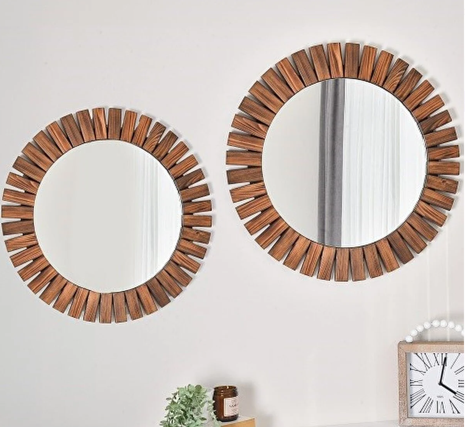 Flower Ahşap Ceviz Rengi Yuvarlak Ayna, 70x60 cm